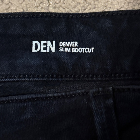 Warp + Weft DEN Denver Slim Bootcut Jeans - Picture 4 of 12